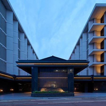 The Hotel Sanraku Kanazawa Eksteriør billede The hotel's entrance