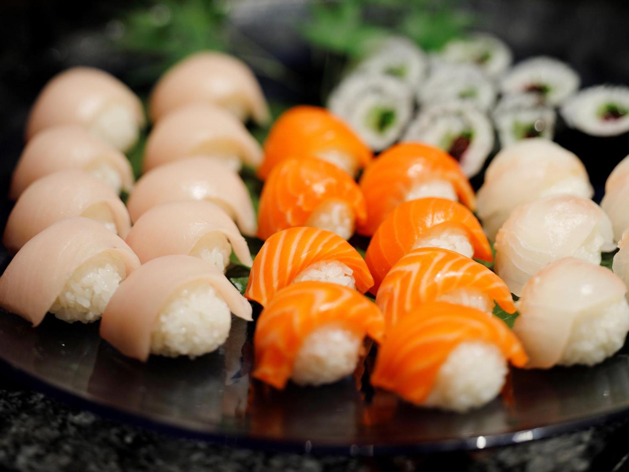 The Hotel Sanraku Kanazawa Eksteriør billede Sushi