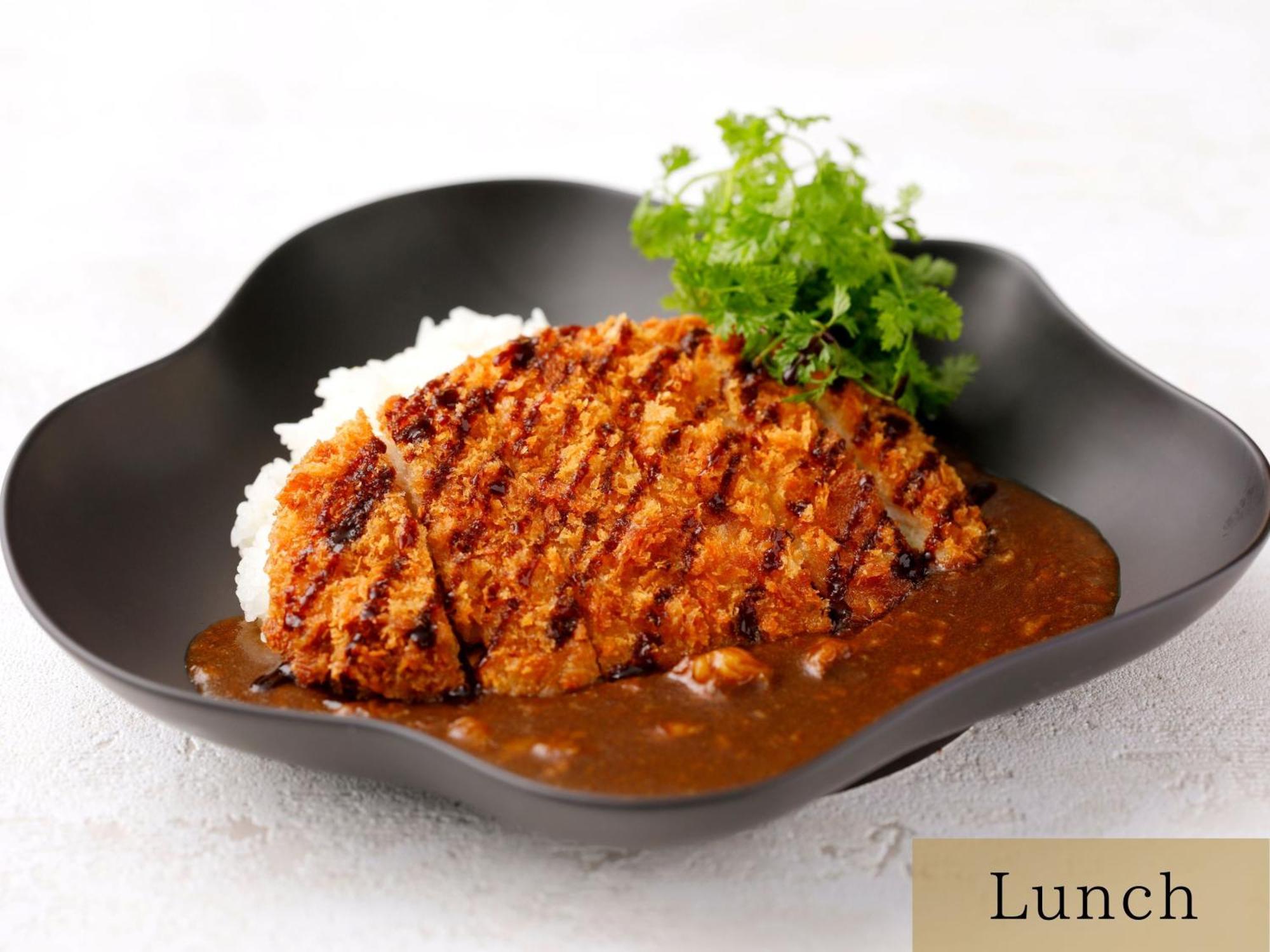 The Hotel Sanraku Kanazawa Eksteriør billede A plate of katsu curry